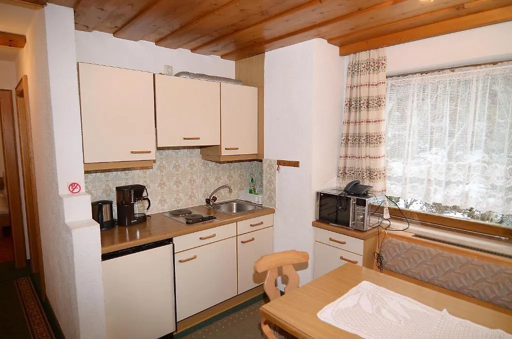 Haus Vesulspitze Bed & Breakfast Ischgl Austria