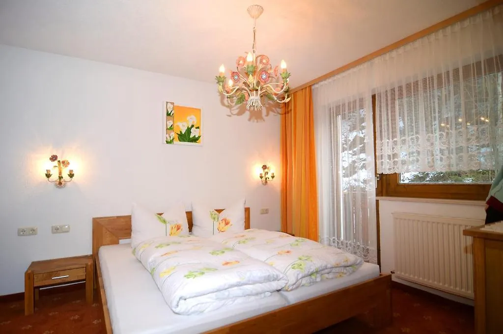 Haus Vesulspitze Bed & Breakfast Ischgl Austria